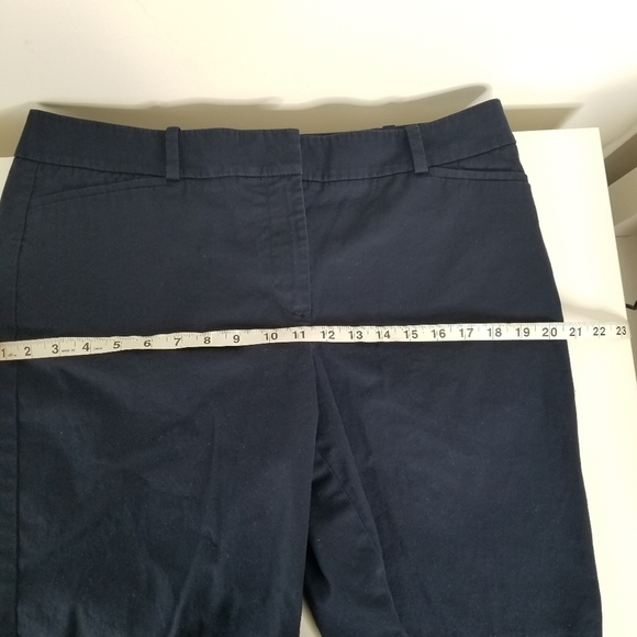 Talbots Navy Blue Cotton Chino Shorts 10 Inch Inseam Size 12 - Picture 4 of 9